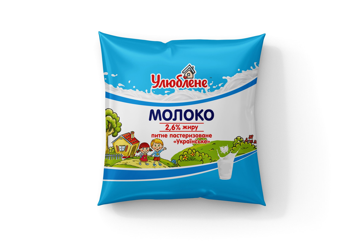 Молоко питне пастеризоване Українське, Улюблене, плівка поліетиленова, 2,6%, 870г